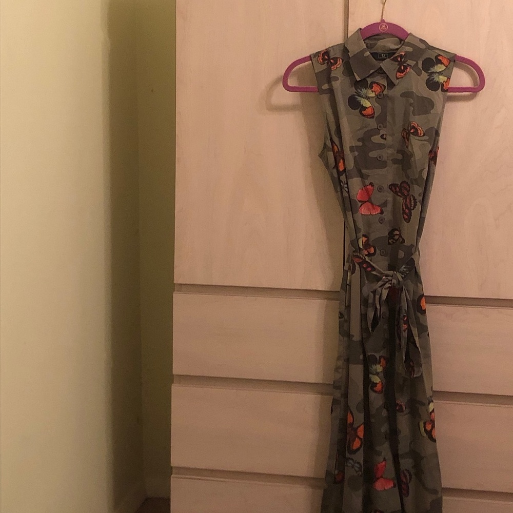 New G by Giuliano Green Camo Butterfly Button Down Dress w/ Belt